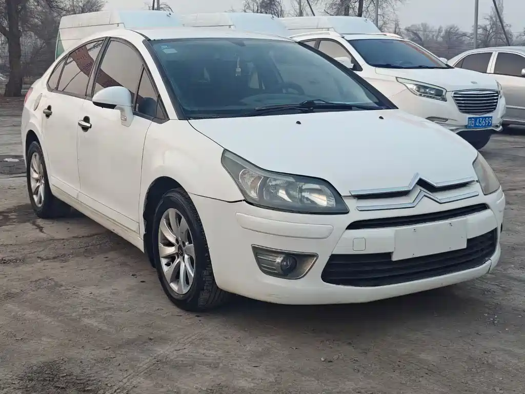 Citroen C-Quatre 2011