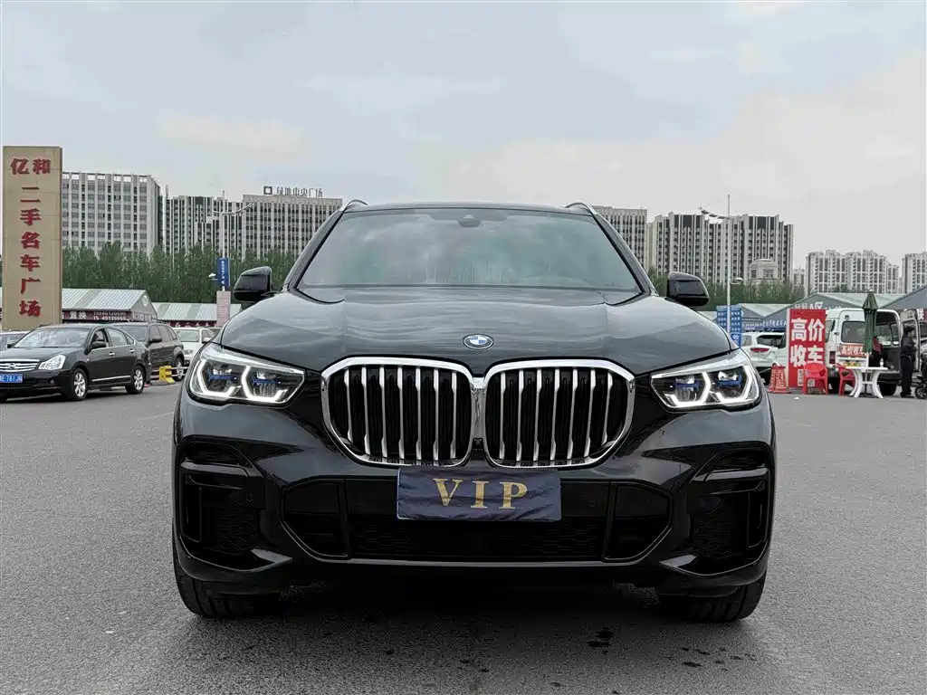 BMW  X5
