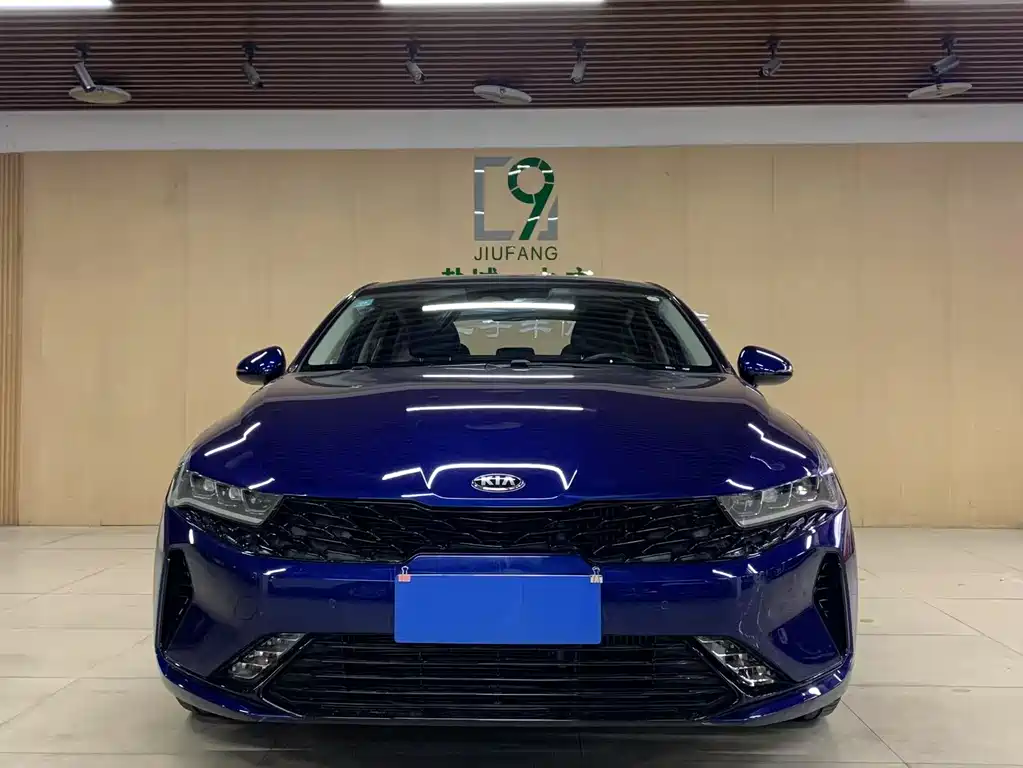 Кia K5 2020 года 380T GT-Line Престижная технологическая версия 13500 km 2022