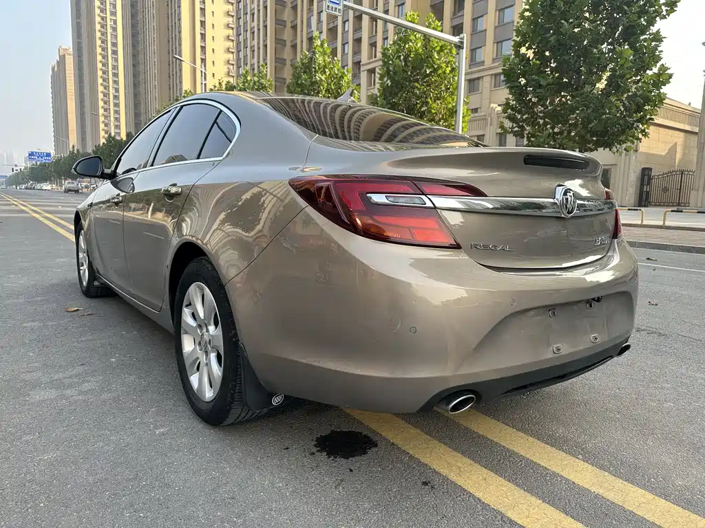 BUICK REGAL