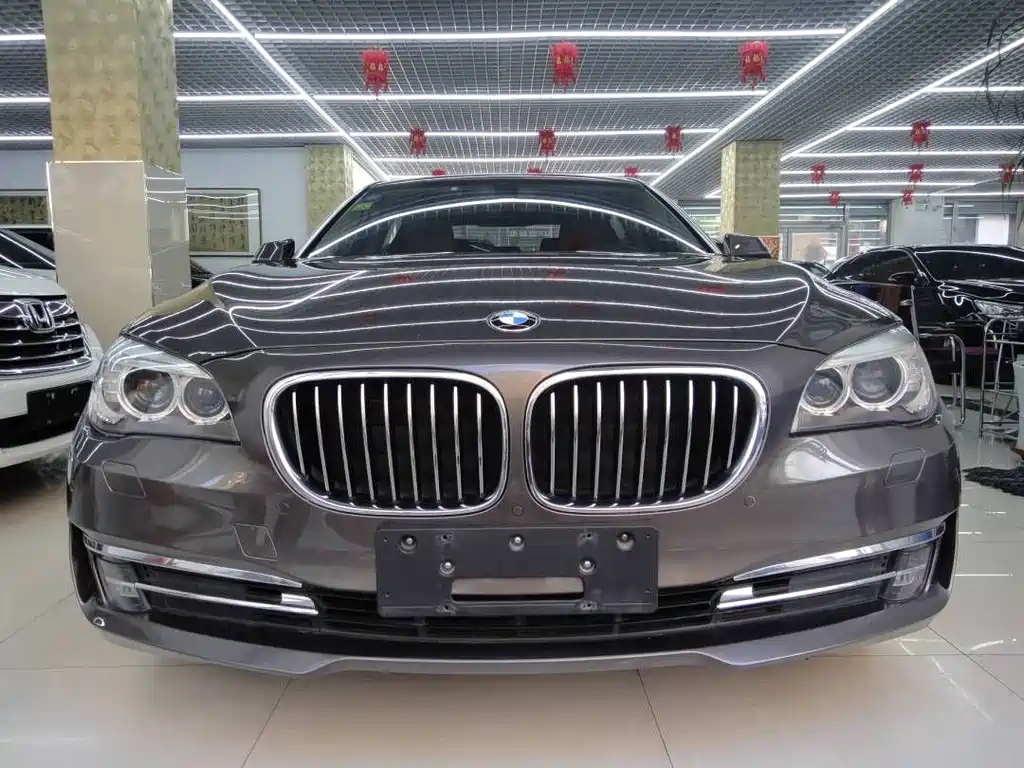 BMW 7 Series 7 2013 730Li Lead