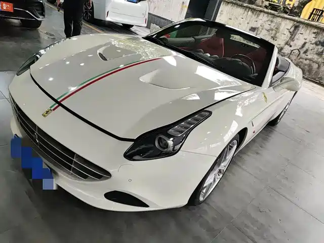 FERRARI CALIFORNIA T 2018