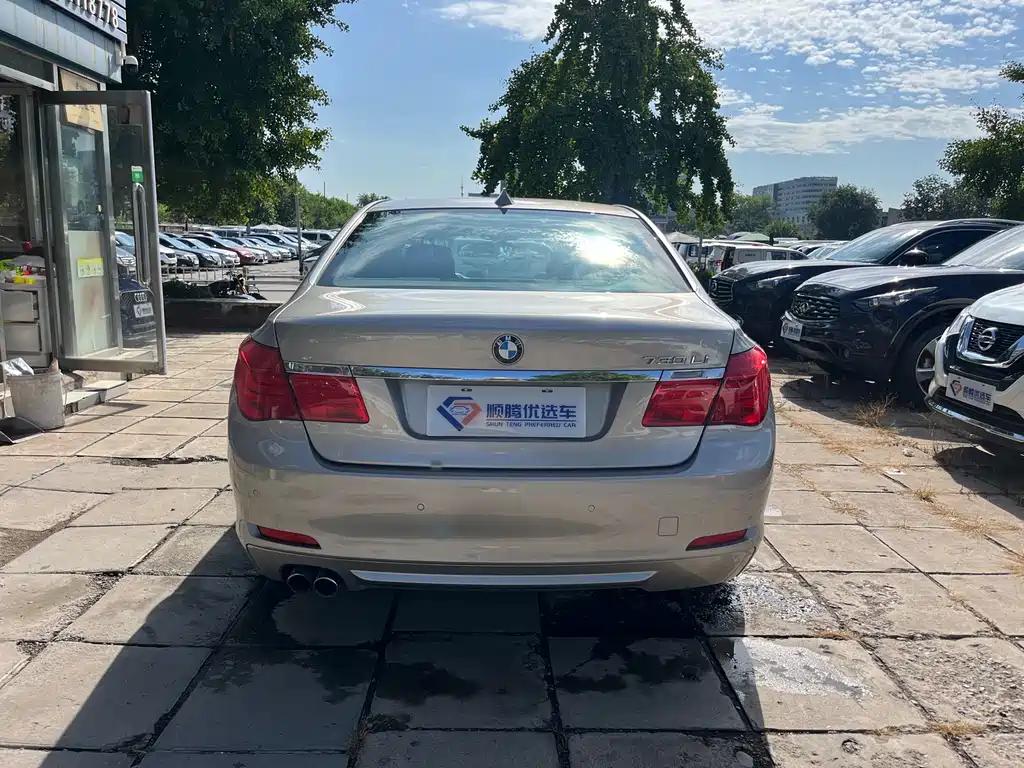 BMW 7 Series 7 2009 730Li Lead