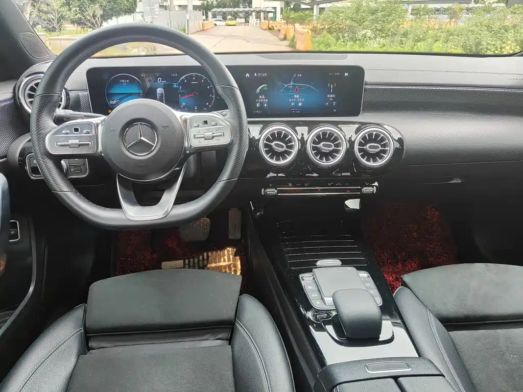 MERCEDES-BENZ A CLASS