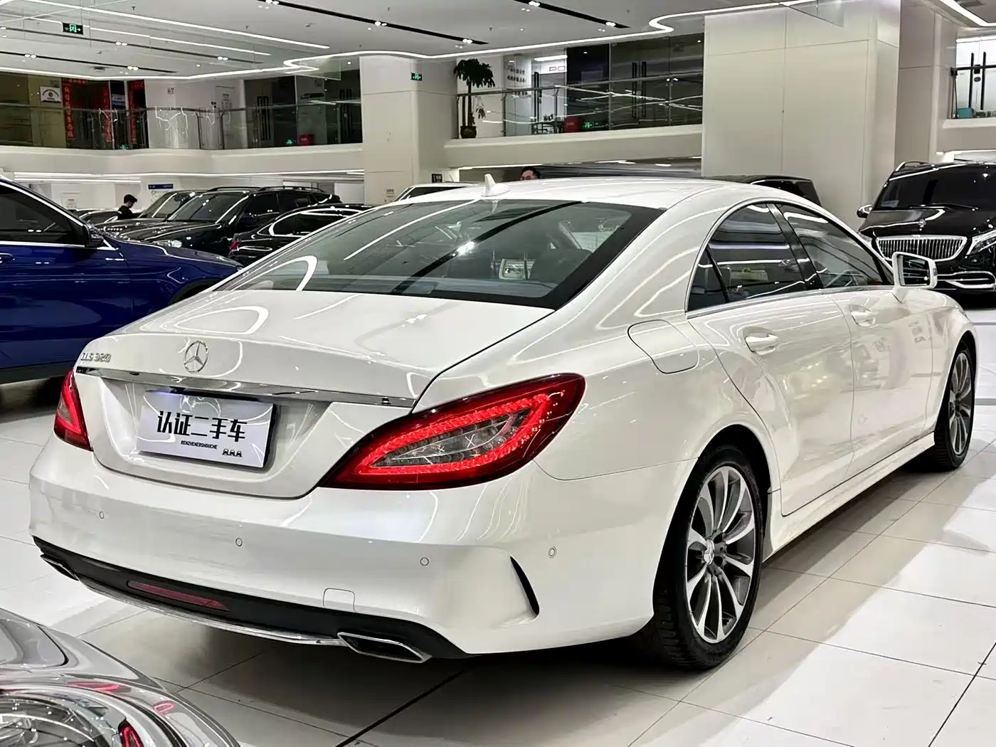 Mercedes-Benz CLS