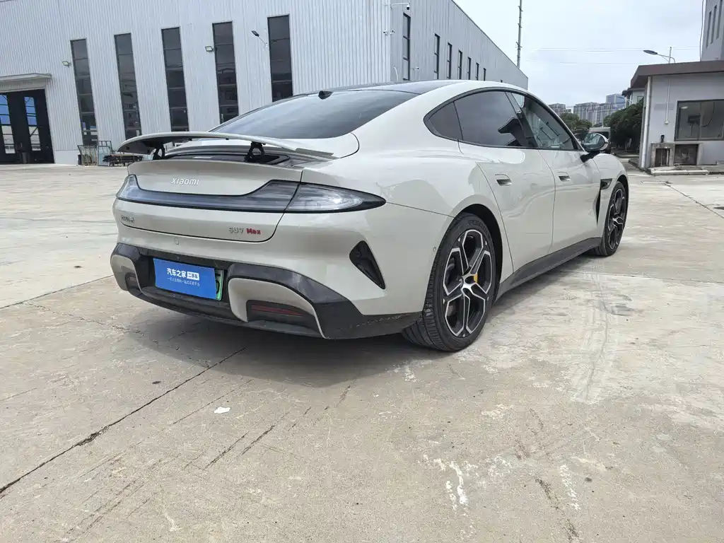 XIAOMI CAR XIAOMI SU7