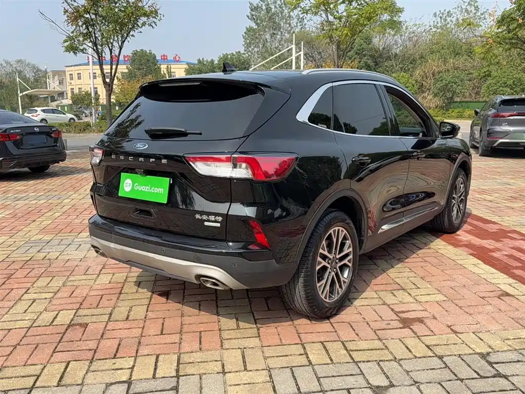 FORD RUIJI