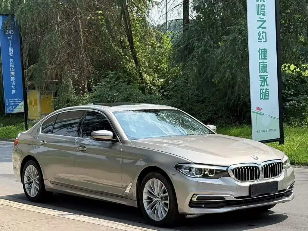 BMW  5 SERIES