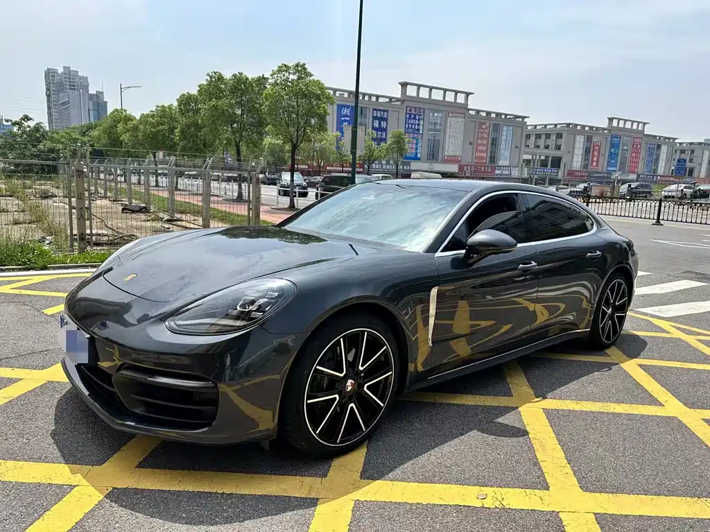 Панamera 2021 года Panamera Executive Extended Edition 2.9T 73000 km 2021