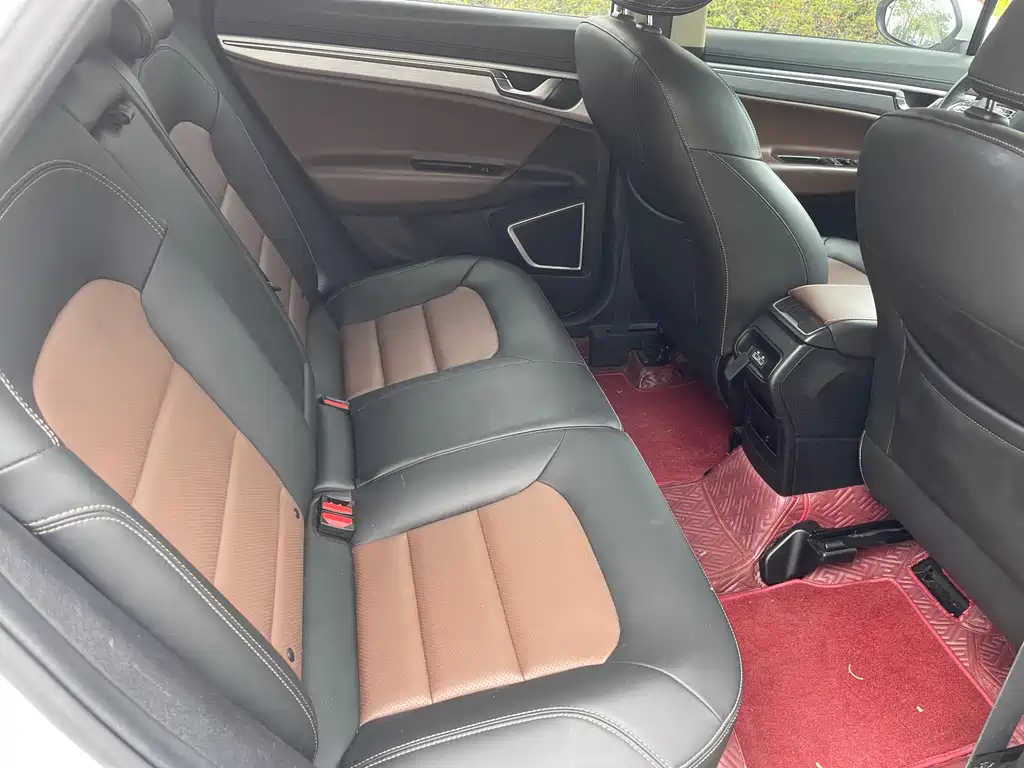 GEELY AUTOMOBILE EMGRAND GS