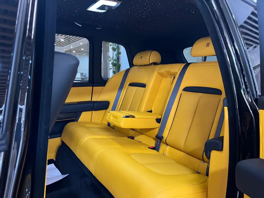 ROLLS-ROYCE CULLINAN