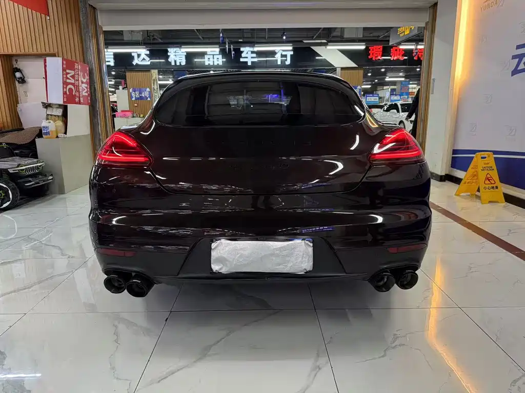 Porsche Panamera 2014 Panamera 4 3.0T