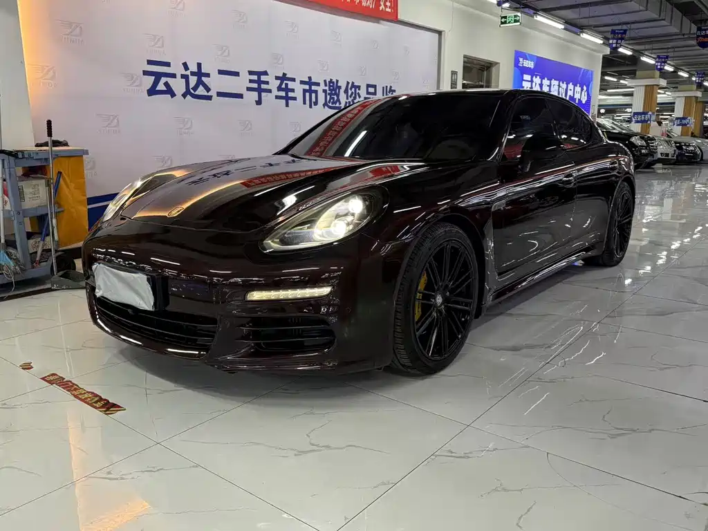 Porsche Panamera 2014 Panamera 4 3.0T