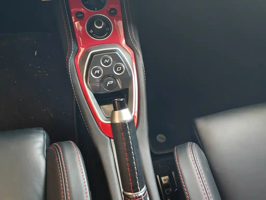 LOTUS SPORTS CAR EVORA