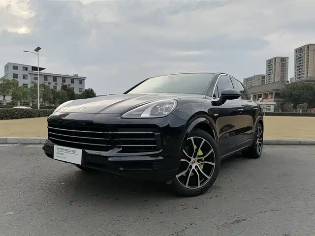 PORSCHE CAYENNE NEW ENERGY 2022