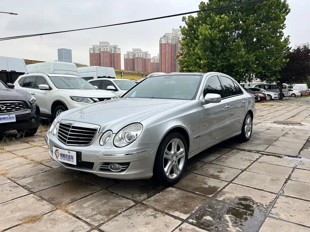 Mercedes-Benz E-Class 2009