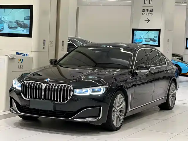 BMW 7 SERIES