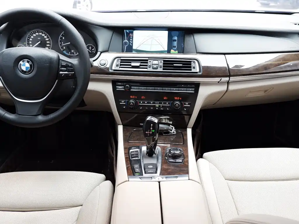 BMW 7 Series 7 2010 760Li
