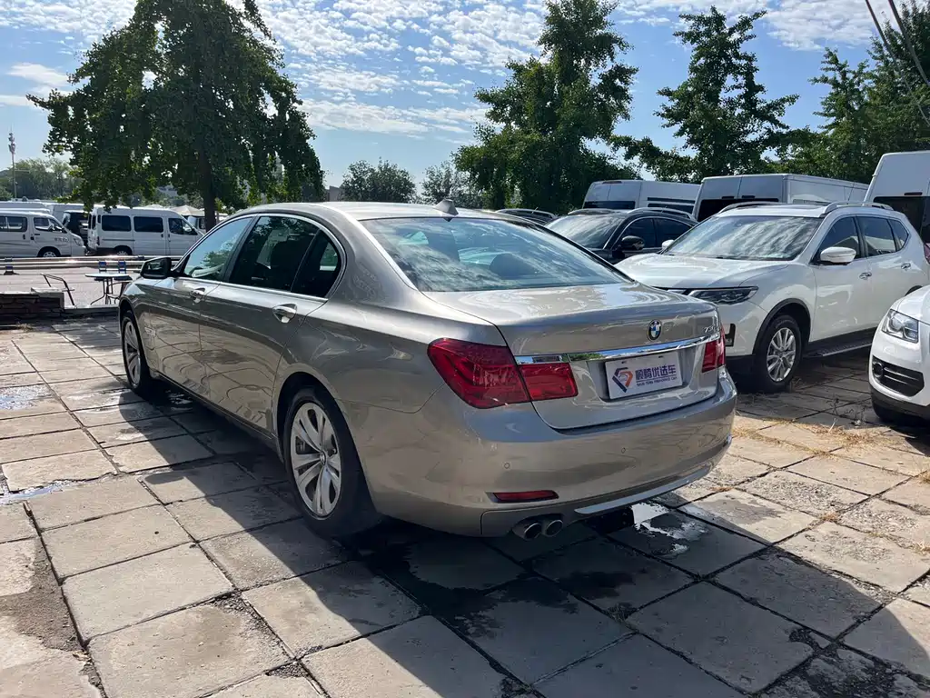 BMW 7 Series 7 2009 730Li Lead