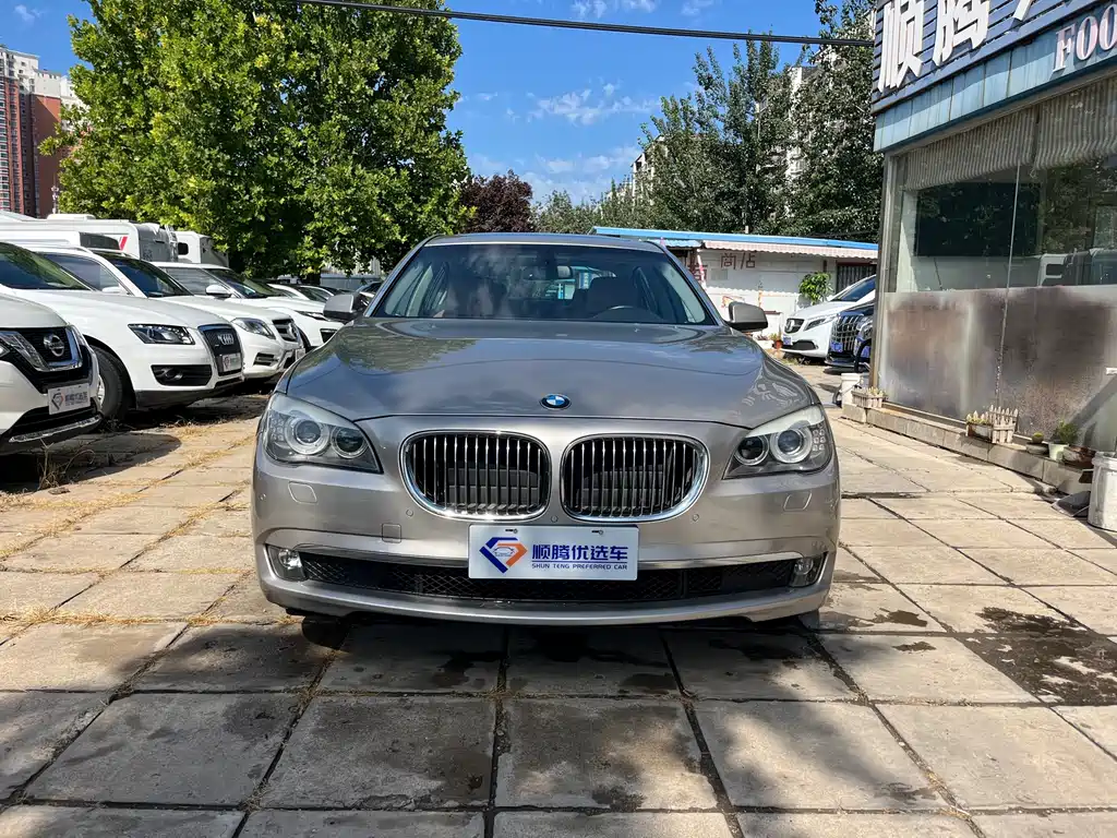 BMW 7 Series 7 2009 730Li Lead