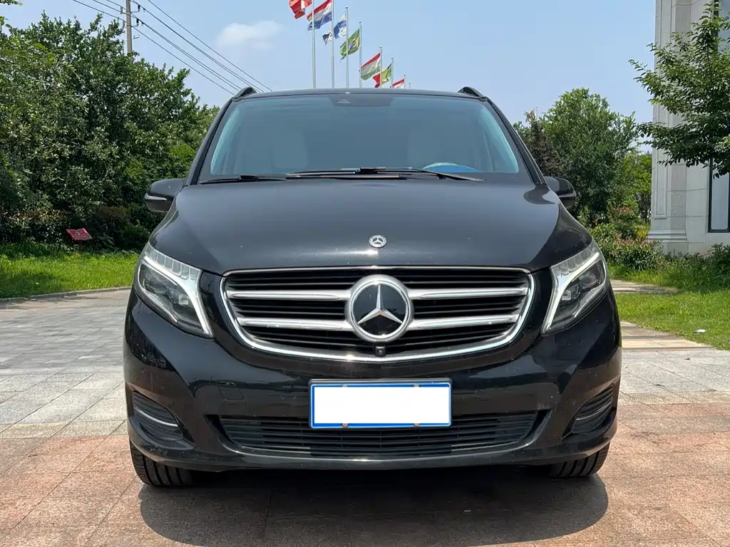 MERCEDES-BENZ V CLASS