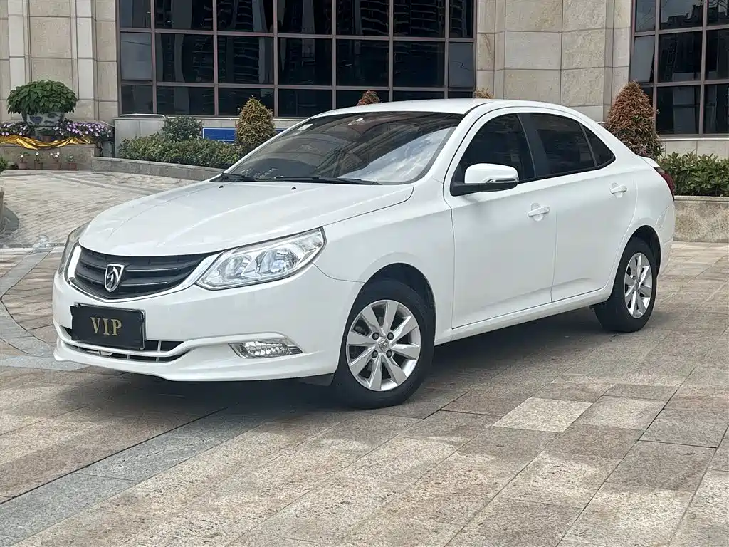 Baojun 630 2015