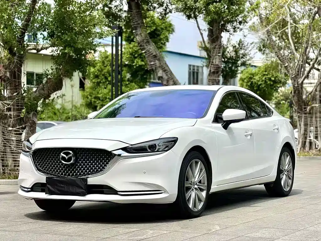 Аттиз 2021 года 2.5л Премиум Еdition 34000 km 2022