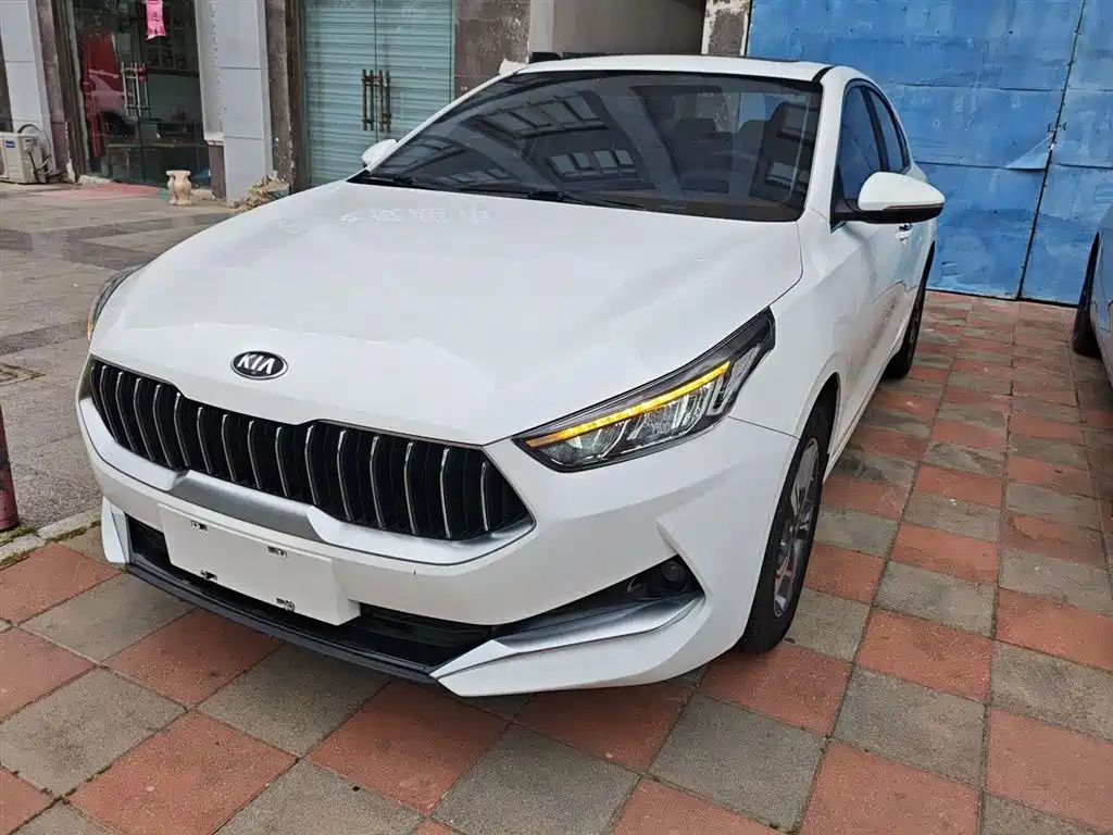 KIA  K3