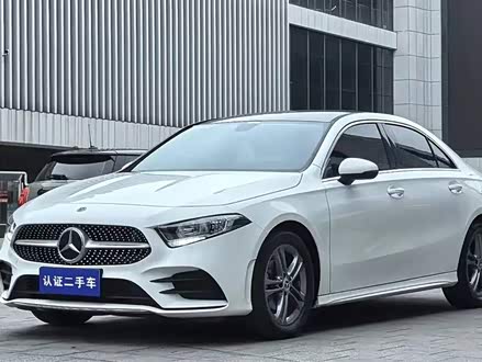 奔驰A级 2022款 A 180 L 运动轿车