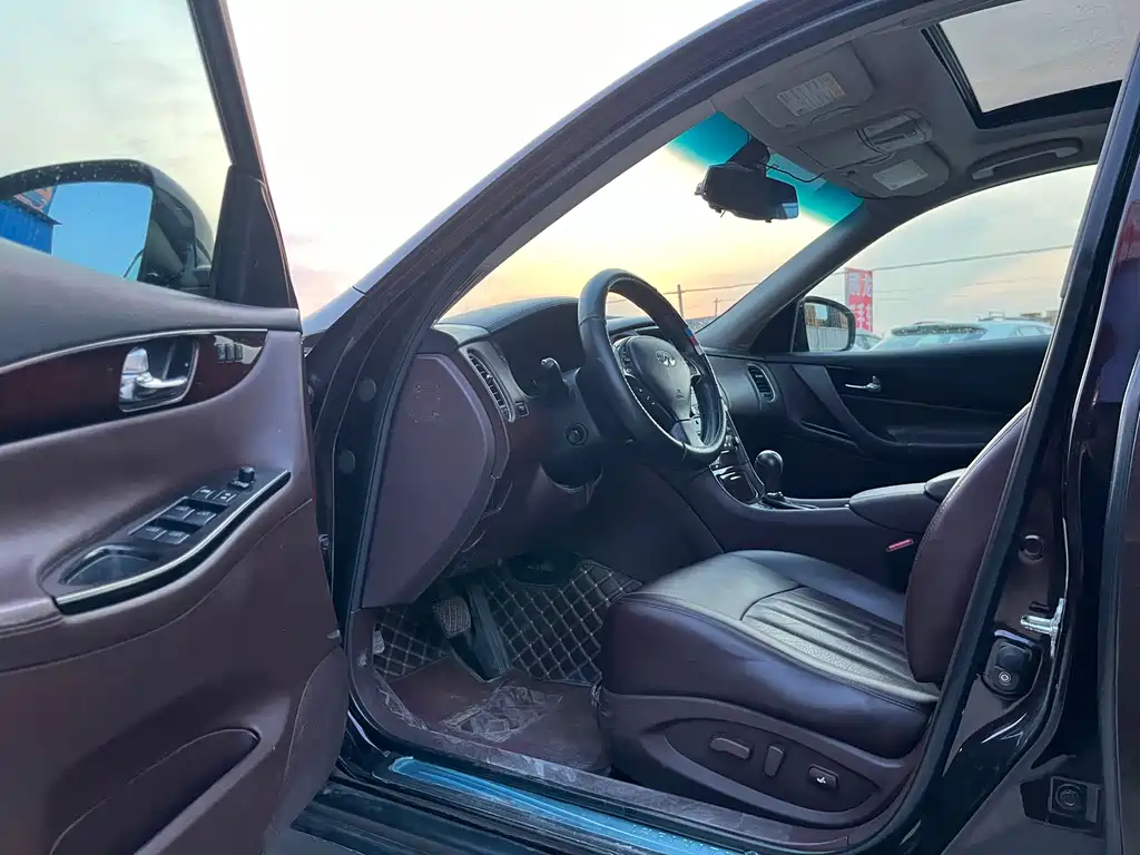 Infiniti EX 2010 EX25