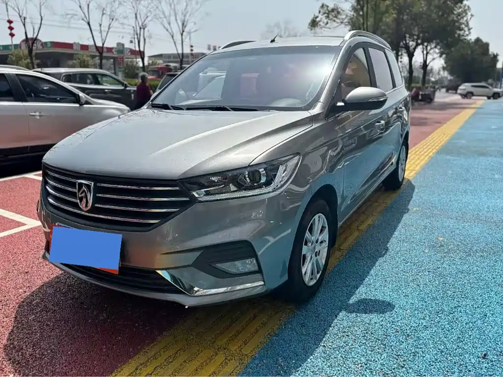 BAOJUN 360