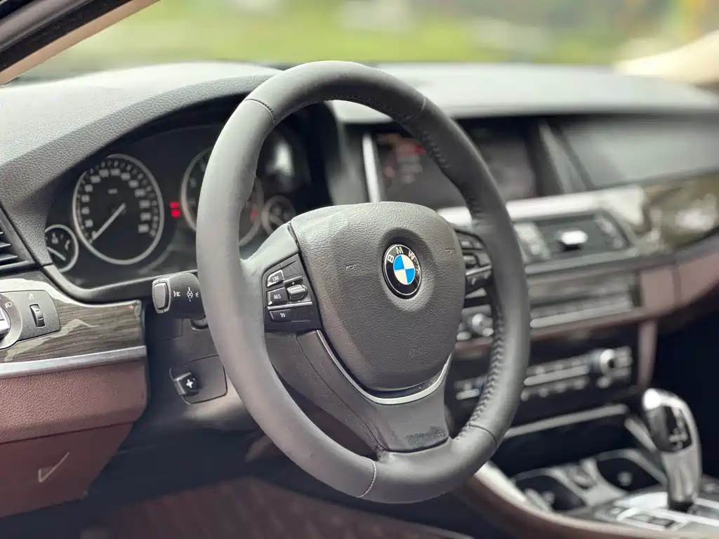 BMW 5 Series 5 2014 525Li Luxury