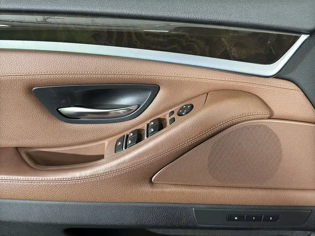 BMW 5 Series 5 2011 535i Luxury Sport