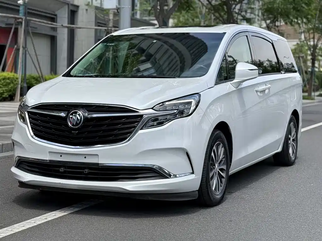 Buick GL8 2021 ES Land 653TComfort Тип Комфорт 90000 km 2021