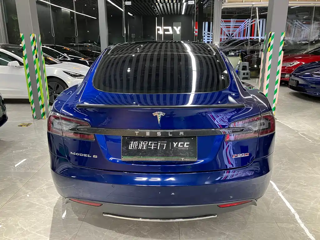 TESLA MODEL S