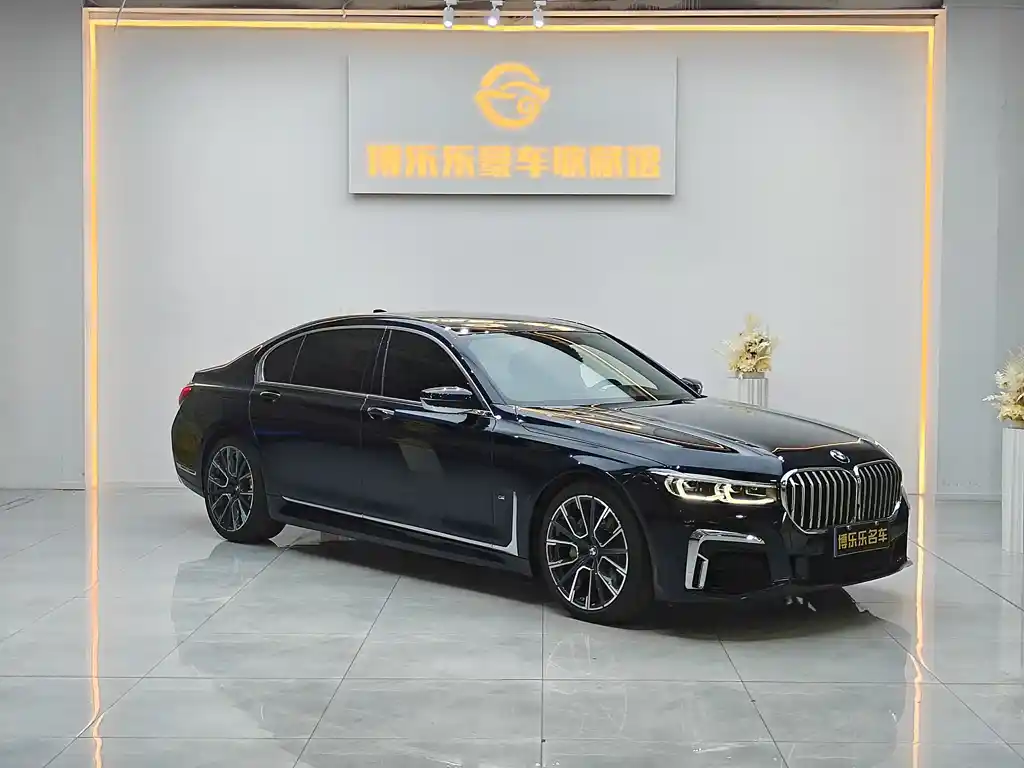 BMW 7 SERIES
