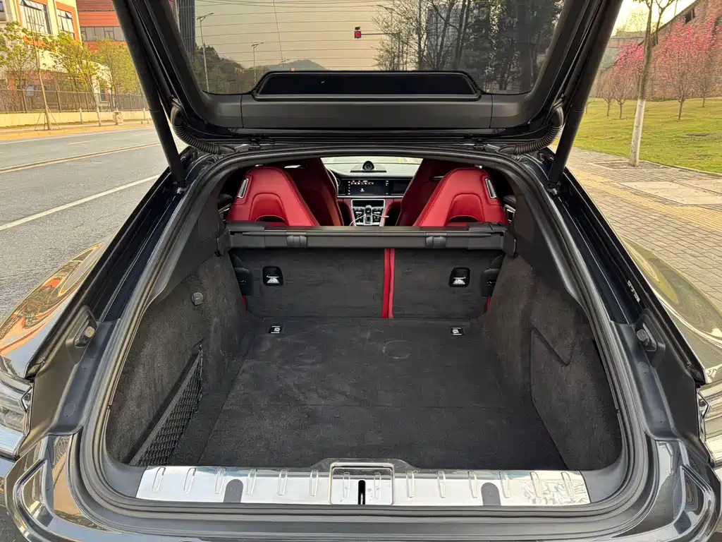 PORSCHE PANAMERA NEW ENERGY