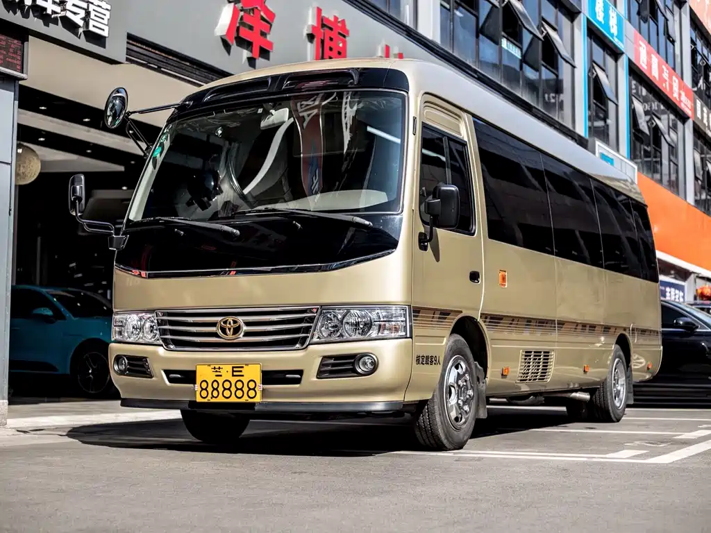 Toyota Coaster 2020