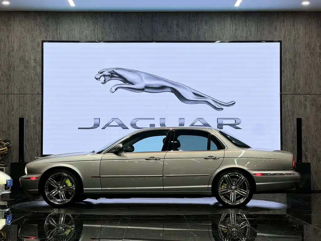 Jaguar XJ 2004 XJ8 4.2