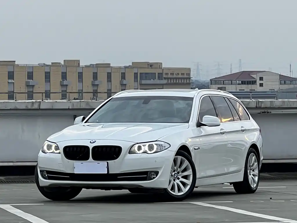 BMW 5 Series 5 2012 530i Lead