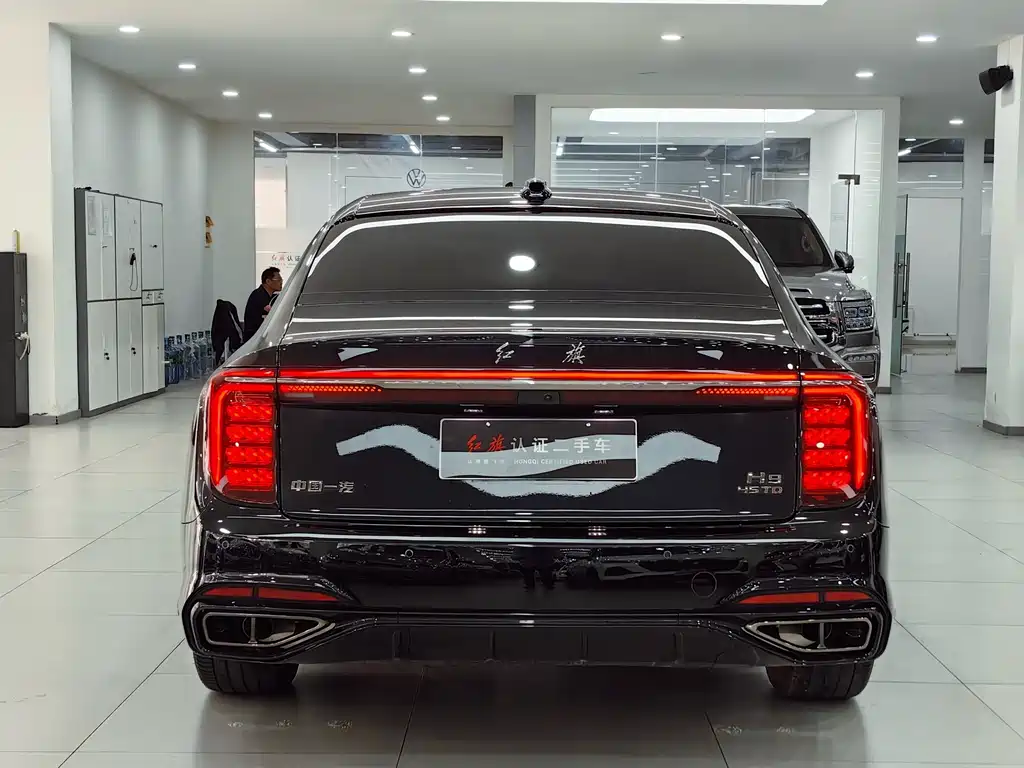 RED FLAG HONGQI H9