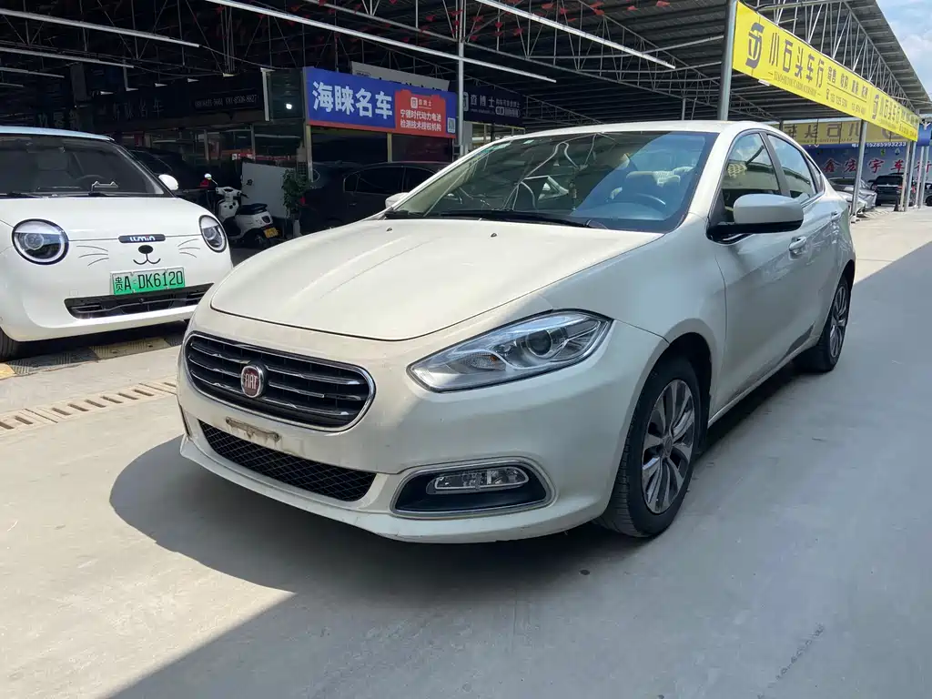 Fiat Viaggio 2013