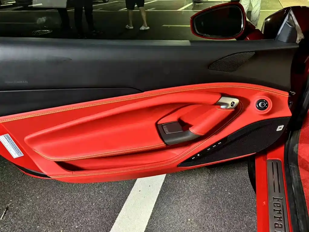 Ferrari F8 2020 Spider 3.9T V8