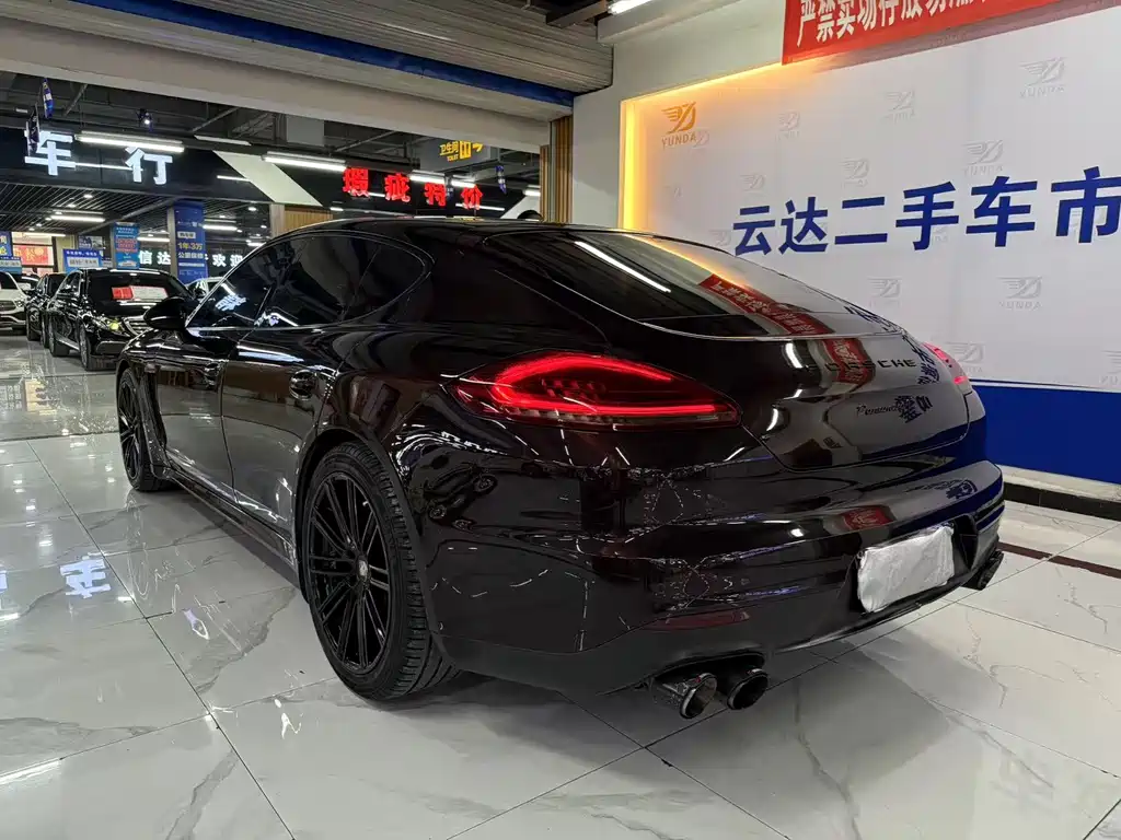 Porsche Panamera 2014 Panamera 4 3.0T