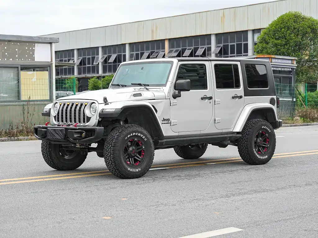 Купить Jeep Wrangler
