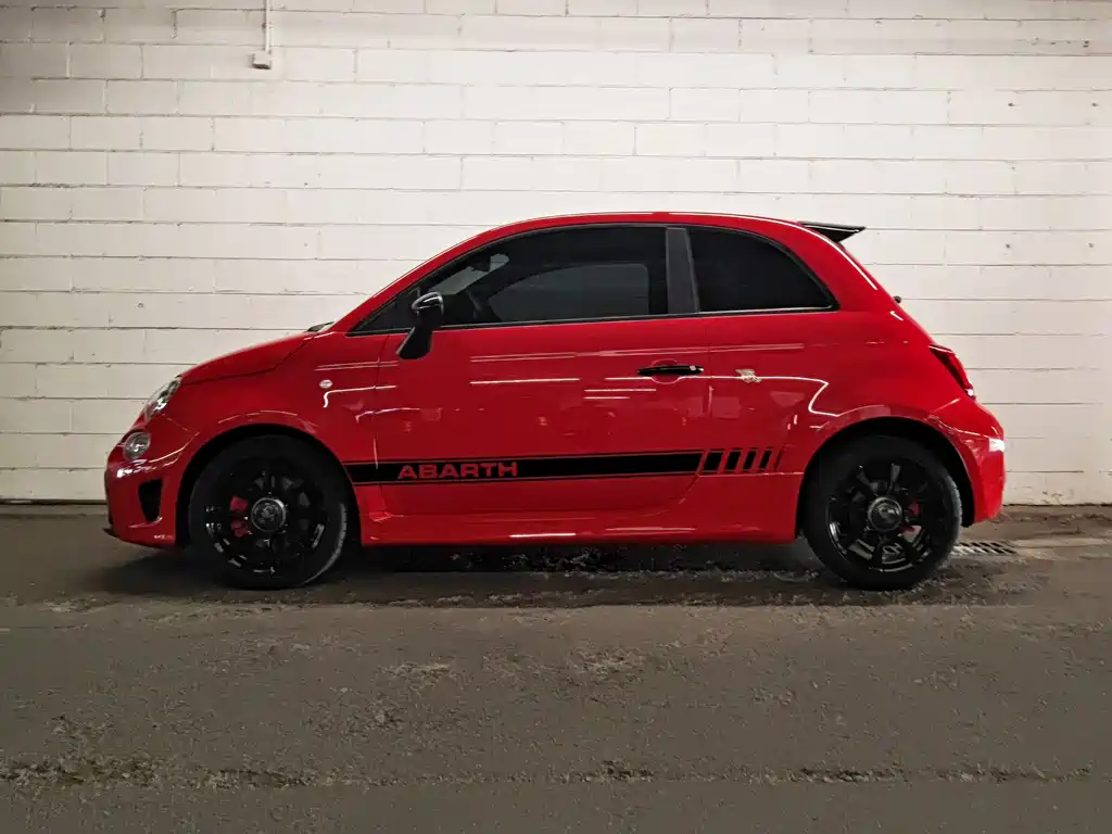 Abarth 595 2023 1.4T MT