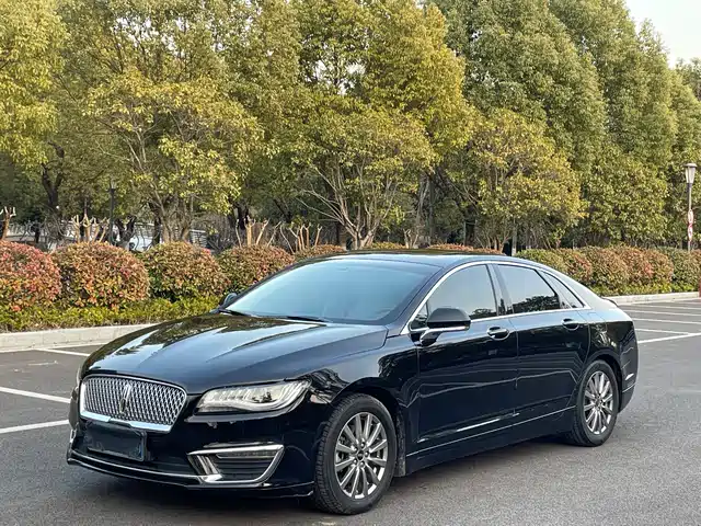 LINCOLN  MKZ 2019