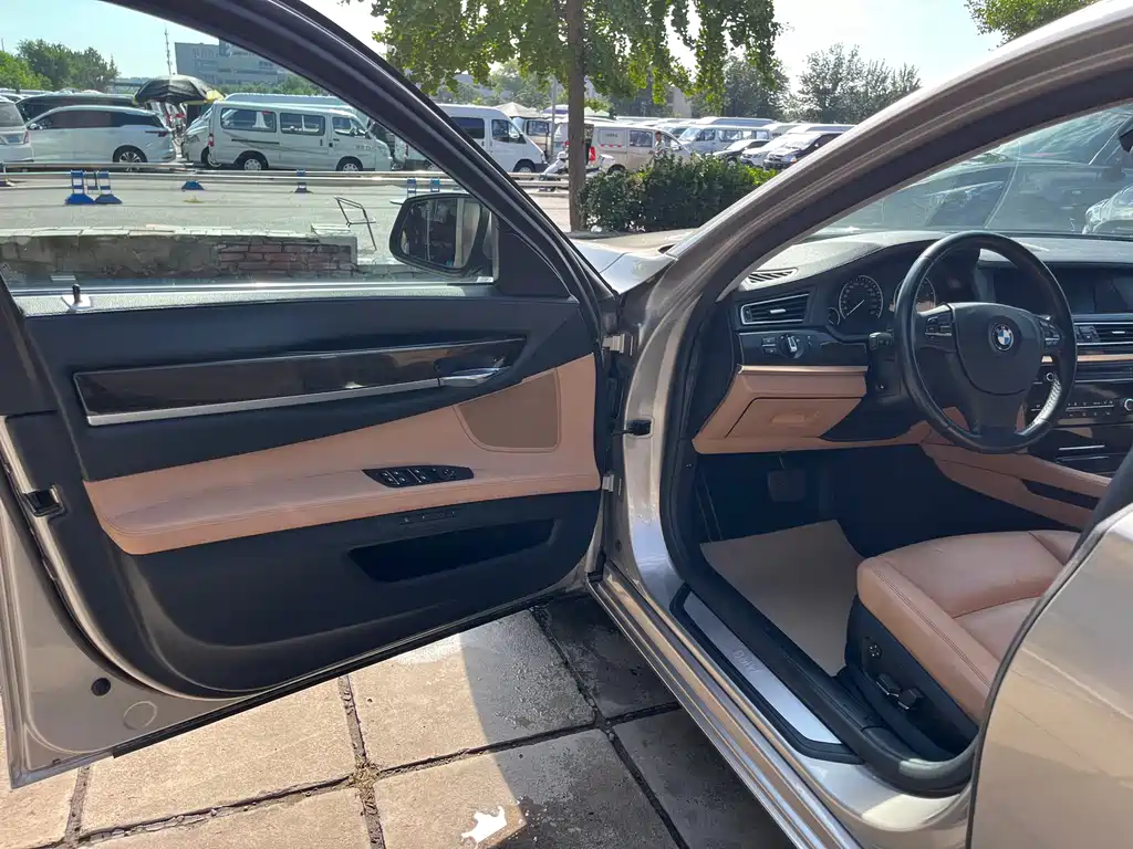 BMW 7 Series 7 2009 730Li Lead