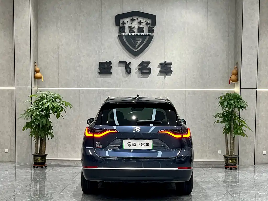 NIO NIO ES8