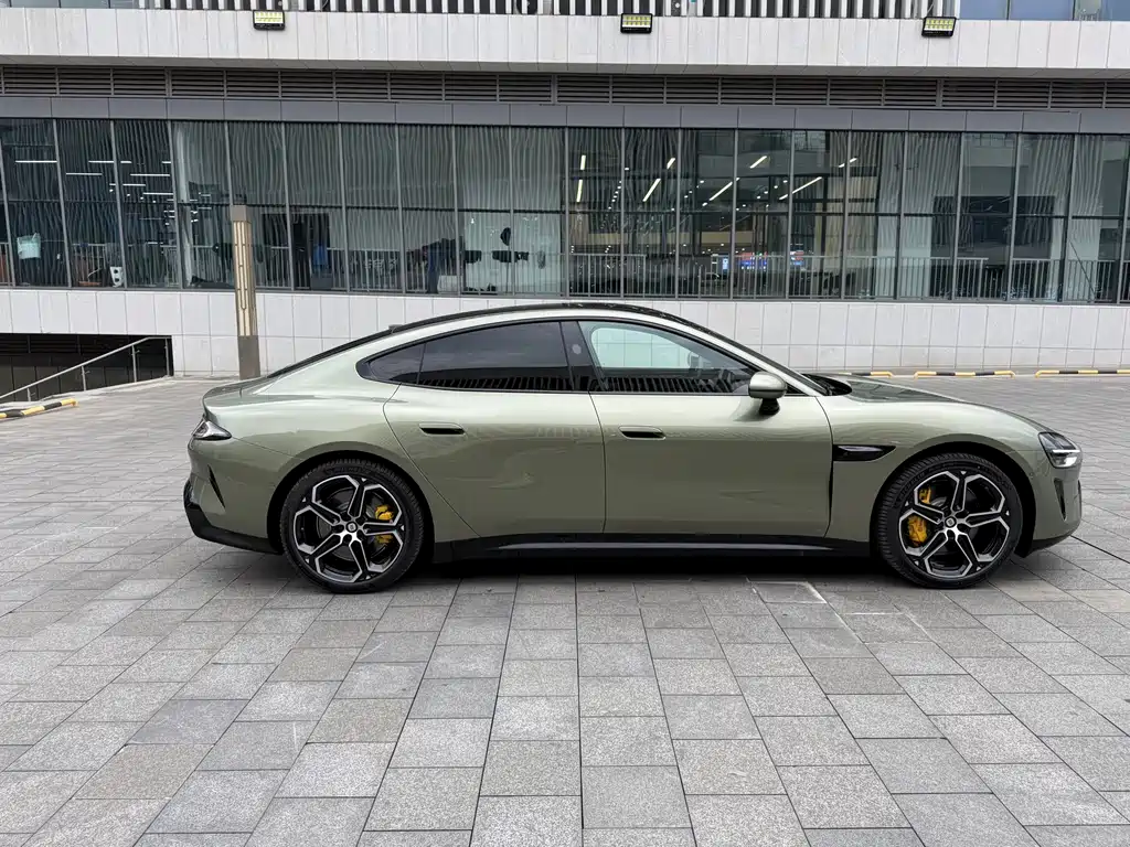 XIAOMI CAR XIAOMI SU7